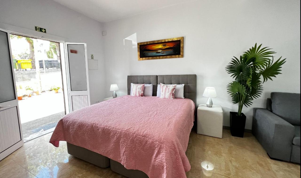 Studio Home Away From Home Canical  Ngoại thất bức ảnh